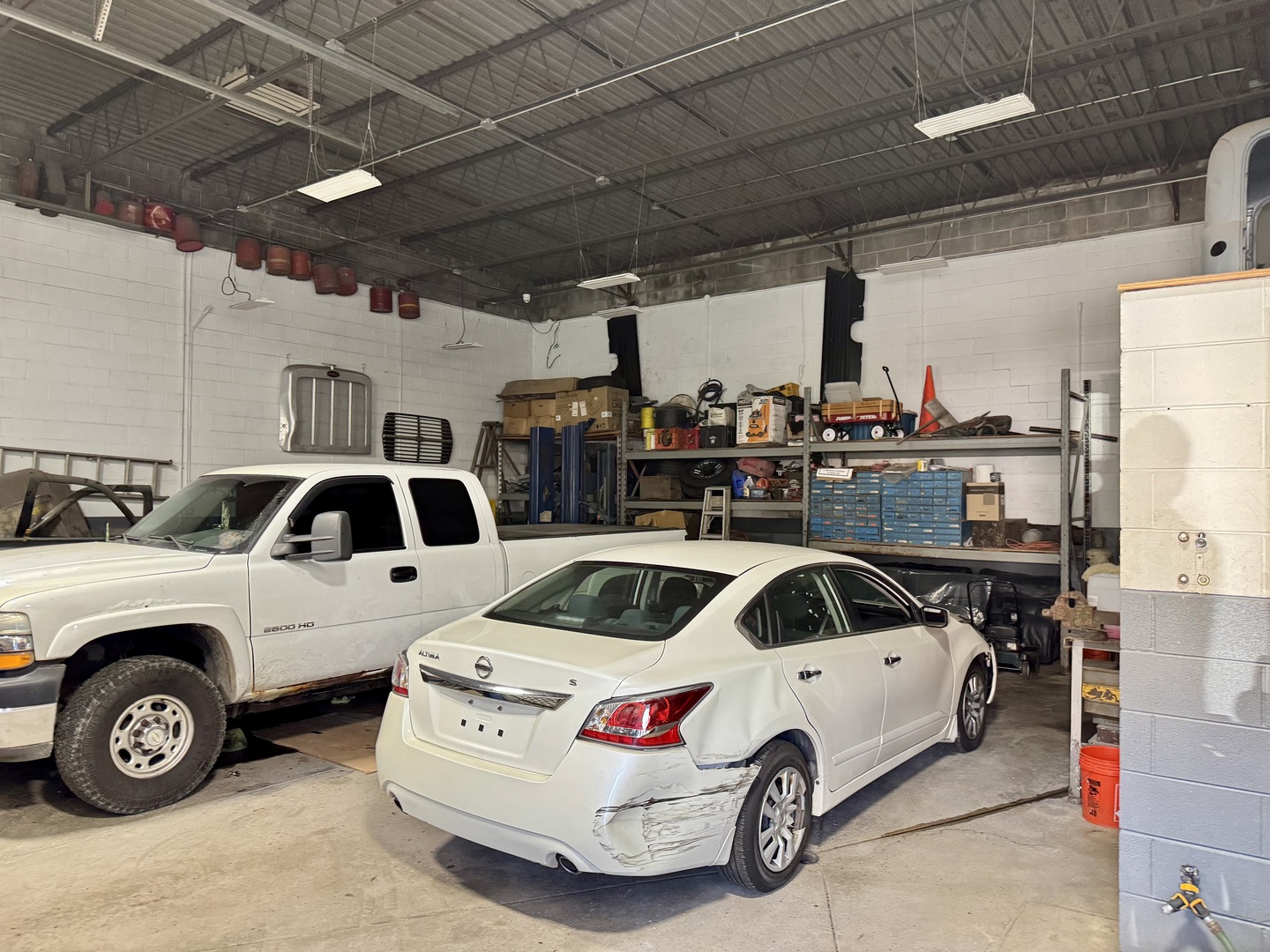 4101 S Oakley Avenue