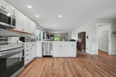 Tiny photo for 311 E Meuser Drive, Paxton, IL 60957 (MLS # 12696458)