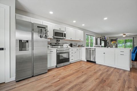 Tiny photo for 311 E Meuser Drive, Paxton, IL 60957 (MLS # 12696458)