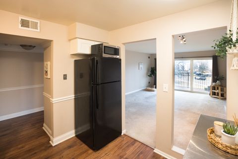 Tiny photo for 5000 Carriageway Drive #211, Rolling Meadows, IL 60008 (MLS # 12580002)