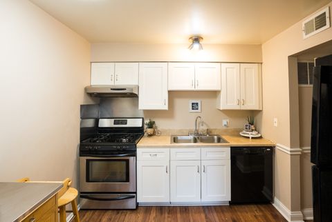 Tiny photo for 5000 Carriageway Drive #211, Rolling Meadows, IL 60008 (MLS # 12580002)