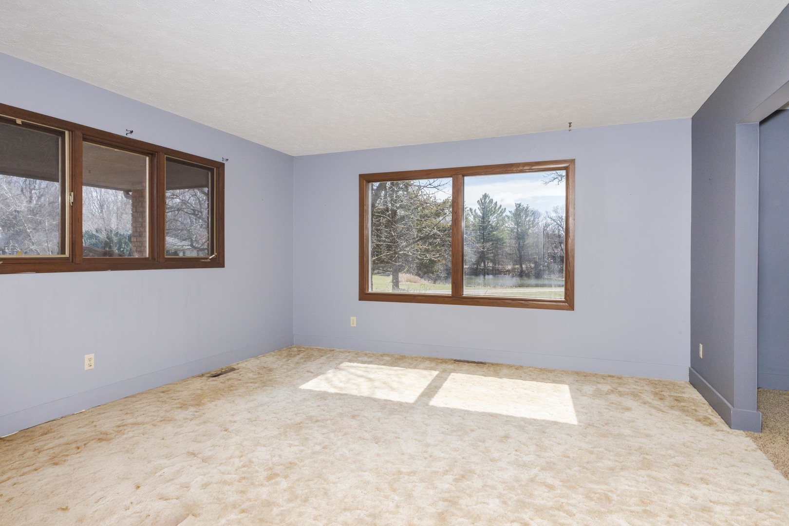 103 N Somerset Drive