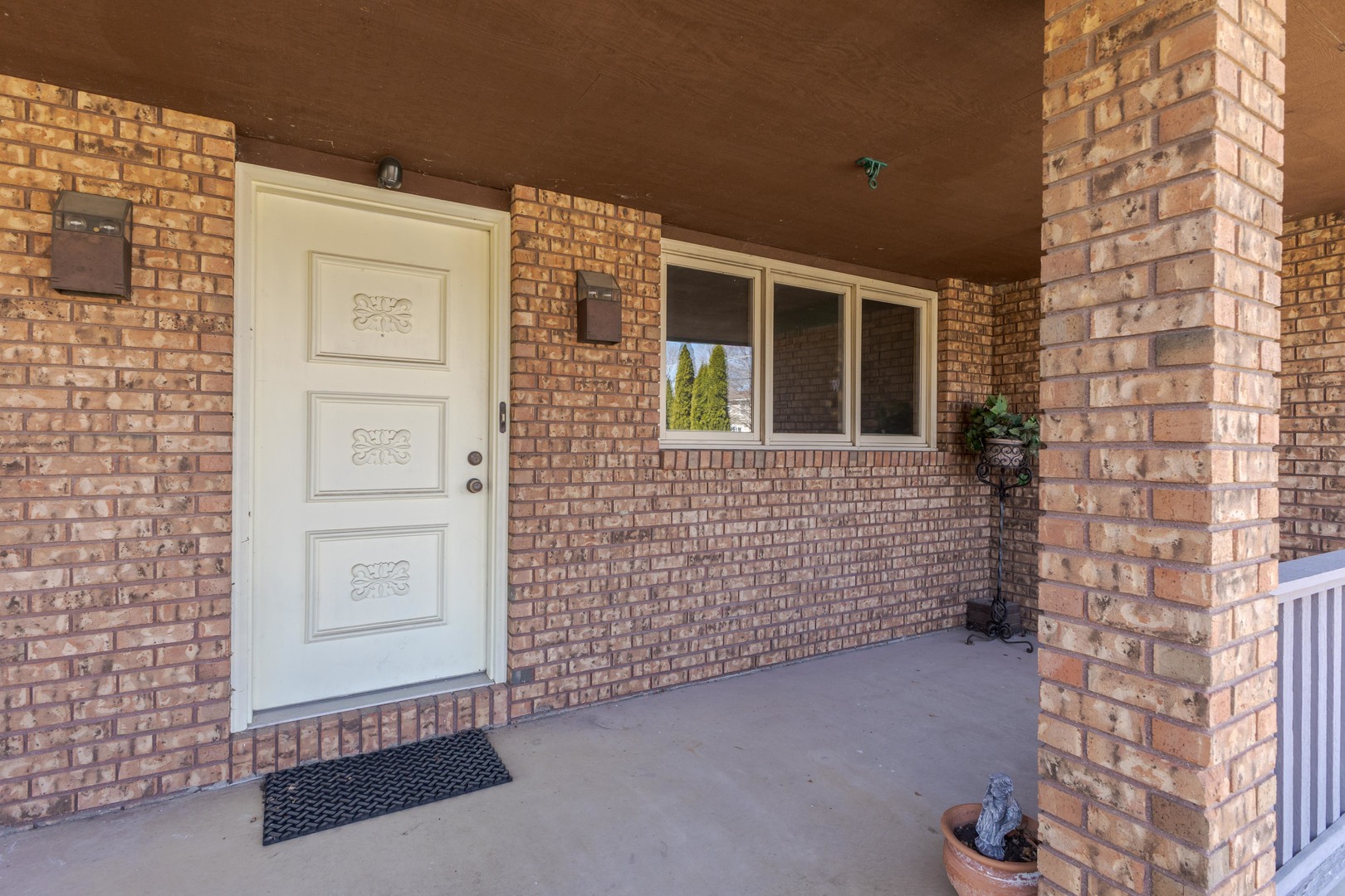 103 N Somerset Drive