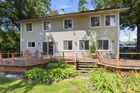 Tiny photo for 307 W Schaumburg Road, Streamwood, IL 60107 (MLS # 12655585)