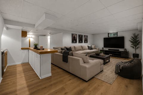 Tiny photo for 307 W Schaumburg Road, Streamwood, IL 60107 (MLS # 12655585)