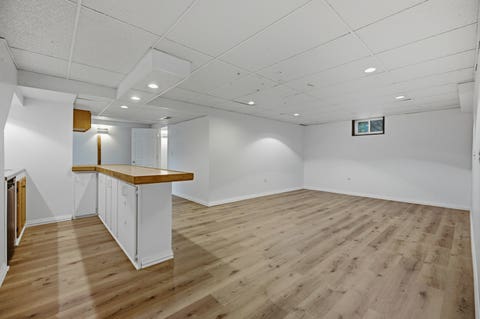 Tiny photo for 307 W Schaumburg Road, Streamwood, IL 60107 (MLS # 12655585)