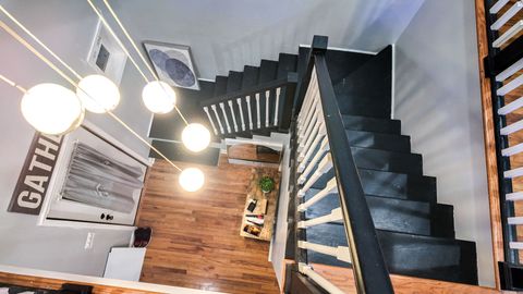 Tiny photo for 907 N Leamington Avenue, Chicago, IL 60651 (MLS # 12615087)