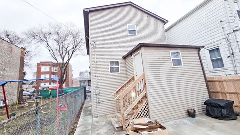 Tiny photo for 907 N Leamington Avenue, Chicago, IL 60651 (MLS # 12615087)