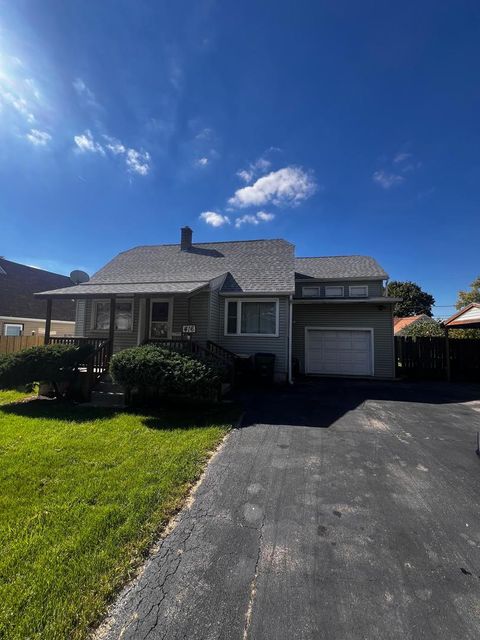 Photo of 416 Kenwood Drive, Round Lake Park, IL 60073 (MLS # 12492668)