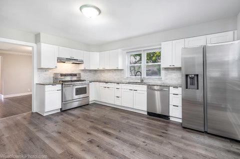 Tiny photo for 7700 Garden Lane, Justice, IL 60458 (MLS # 12409089)