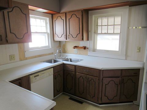 Tiny photo for 2808 Prairie Avenue, Mattoon, IL 61938 (MLS # 12472588)