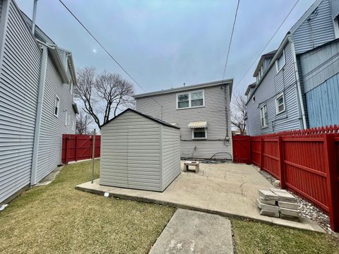 Tiny photo for 2970 W Nelson Street, Chicago, IL 60618 (MLS # 12576952)