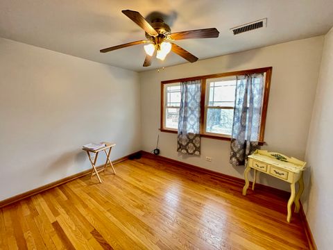Tiny photo for 2970 W Nelson Street, Chicago, IL 60618 (MLS # 12576952)