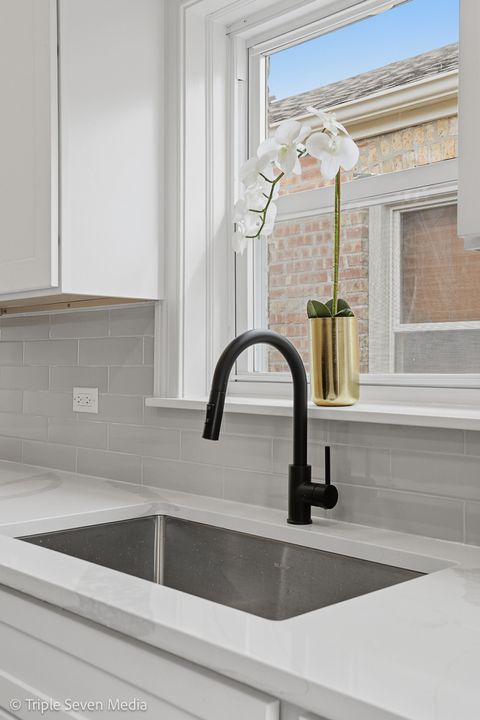 Tiny photo for 3829 W 109th Street, Chicago, IL 60655 (MLS # 12577767)