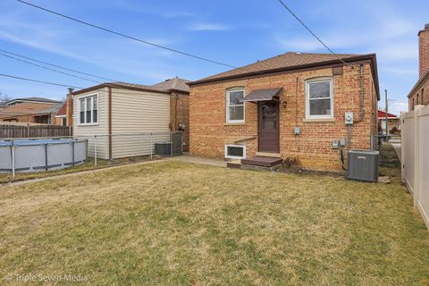 Tiny photo for 3829 W 109th Street, Chicago, IL 60655 (MLS # 12577767)