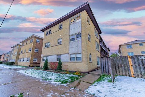 6737 W Irving Park Road 2D Chicago IL 60634