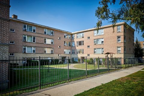 6122 N Seeley Avenue 2E Chicago IL 60659