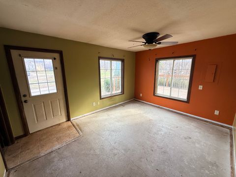 Tiny photo for 1417 W 12th Street, Davenport, IA 52804 (MLS # 12601023)