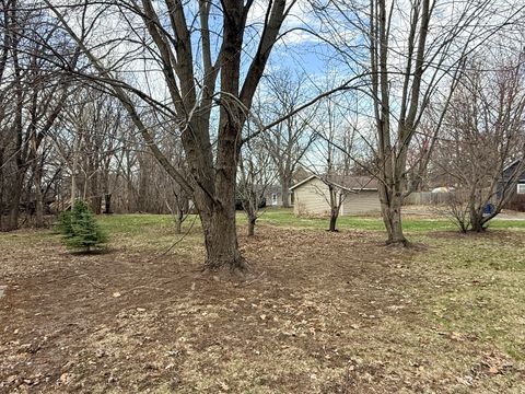 Tiny photo for 1417 W 12th Street, Davenport, IA 52804 (MLS # 12601023)