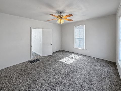 Tiny photo for 1415 S Walnut Avenue, Freeport, IL 61032 (MLS # 12598822)