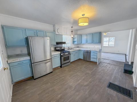 Tiny photo for 1415 S Walnut Avenue, Freeport, IL 61032 (MLS # 12598822)