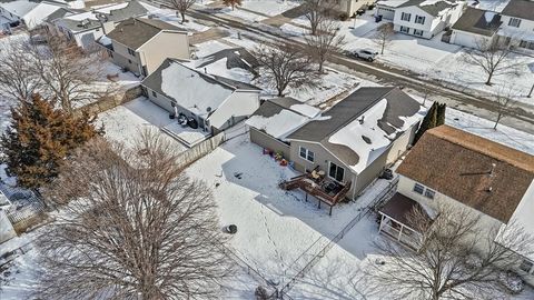 Tiny photo for 2823 Rutherford Drive, Bloomington, IL 61705 (MLS # 12551293)