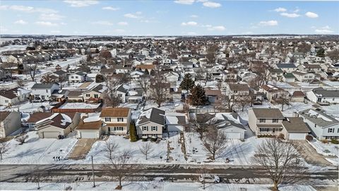 Tiny photo for 2823 Rutherford Drive, Bloomington, IL 61705 (MLS # 12551293)