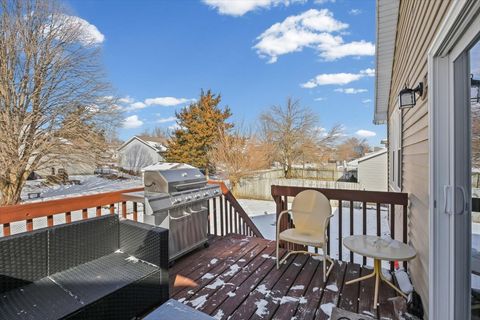 Tiny photo for 2823 Rutherford Drive, Bloomington, IL 61705 (MLS # 12551293)