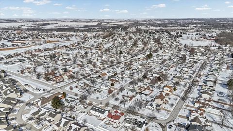 Tiny photo for 2823 Rutherford Drive, Bloomington, IL 61705 (MLS # 12551293)