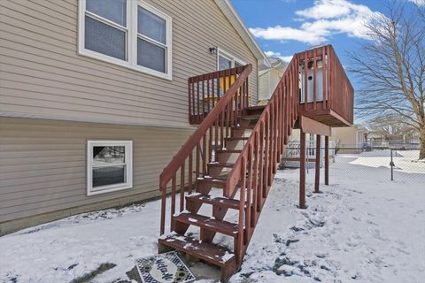 Tiny photo for 2823 Rutherford Drive, Bloomington, IL 61705 (MLS # 12551293)