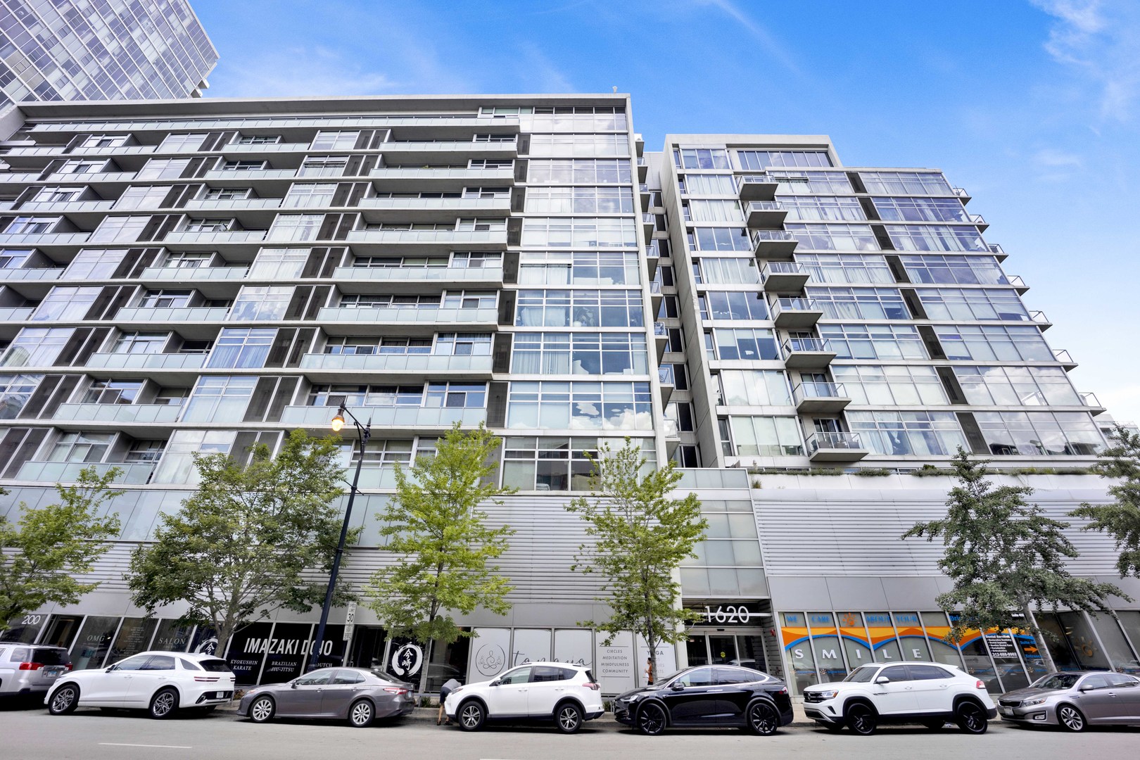 1620 S Michigan Avenue 1212