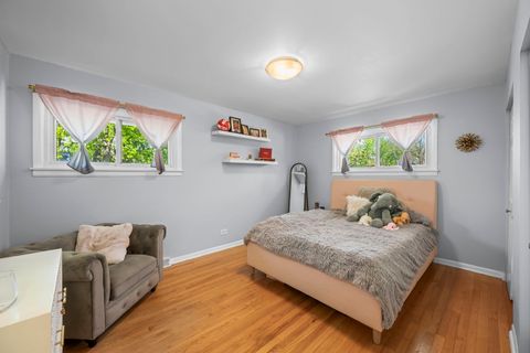 Tiny photo for 527 CUMNOR Court, Deerfield, IL 60015 (MLS # 12627625)