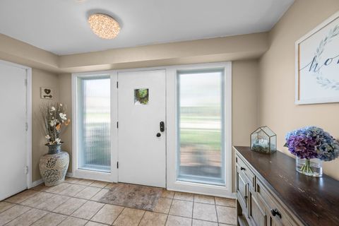 Tiny photo for 527 CUMNOR Court, Deerfield, IL 60015 (MLS # 12627625)
