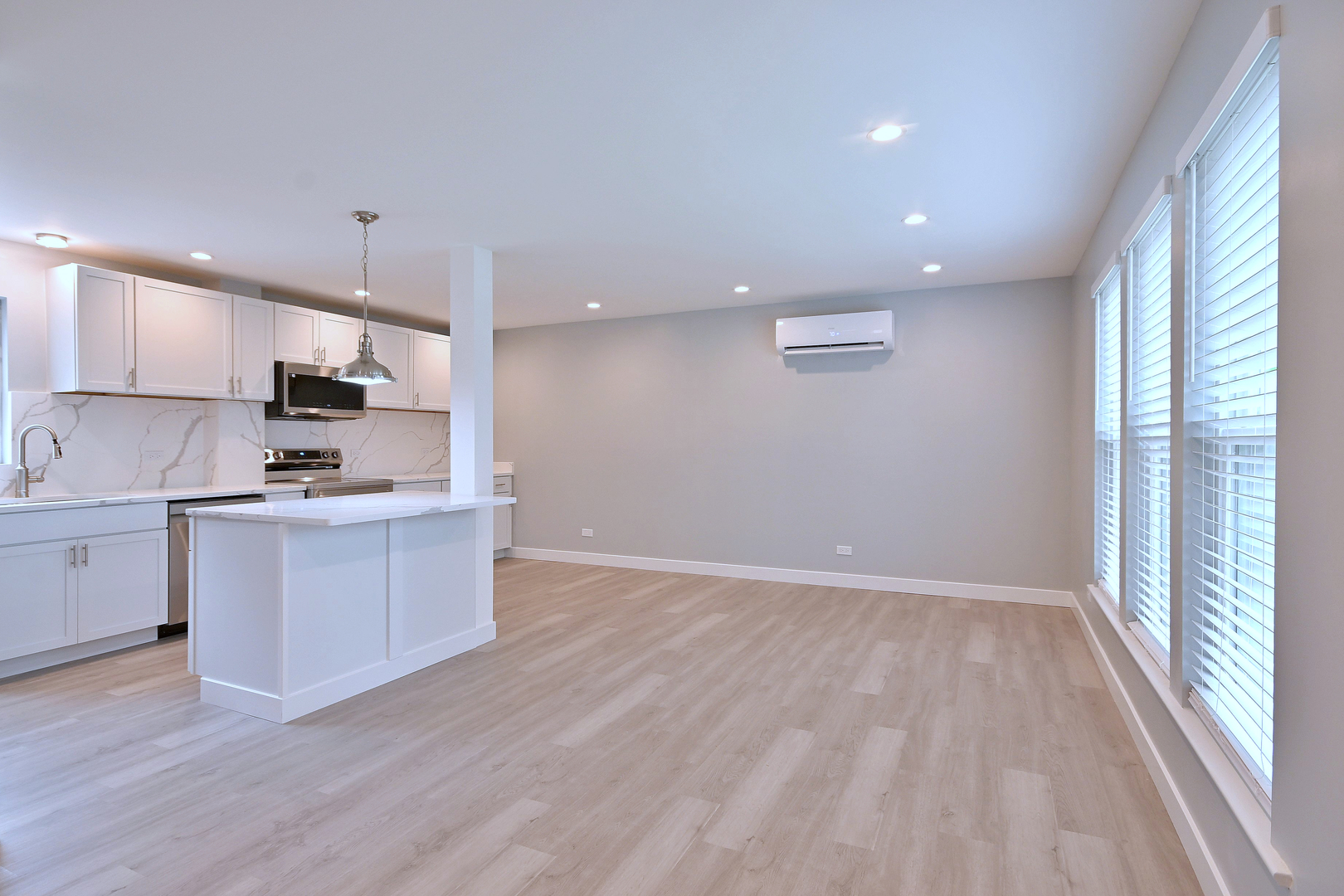 7215 W Farwell Avenue