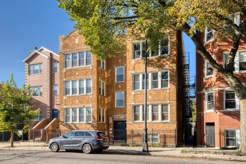 Photo of 1740 W Foster Avenue #3R, Chicago, IL 60640 (MLS # 12482489)