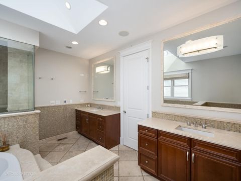 Tiny photo for 1532 W Wolfram Street, Chicago, IL 60657 (MLS # 12531691)