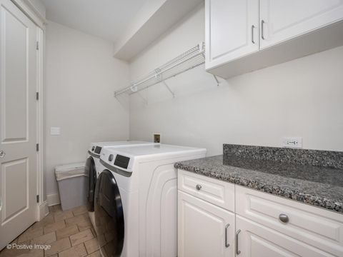 Tiny photo for 1532 W Wolfram Street, Chicago, IL 60657 (MLS # 12531691)