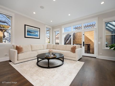 Tiny photo for 1532 W Wolfram Street, Chicago, IL 60657 (MLS # 12531691)