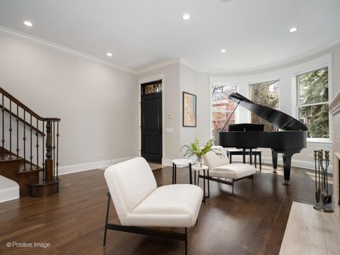 Tiny photo for 1532 W Wolfram Street, Chicago, IL 60657 (MLS # 12531691)