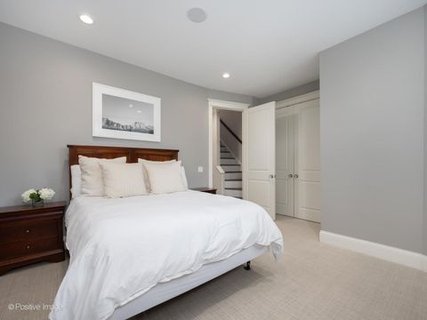 Tiny photo for 1532 W Wolfram Street, Chicago, IL 60657 (MLS # 12531691)
