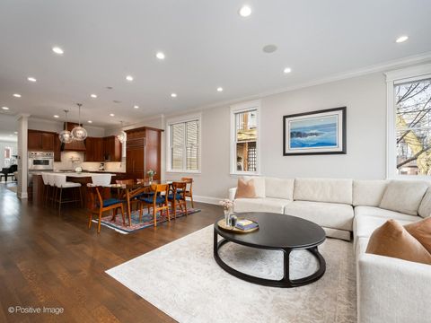 Tiny photo for 1532 W Wolfram Street, Chicago, IL 60657 (MLS # 12531691)