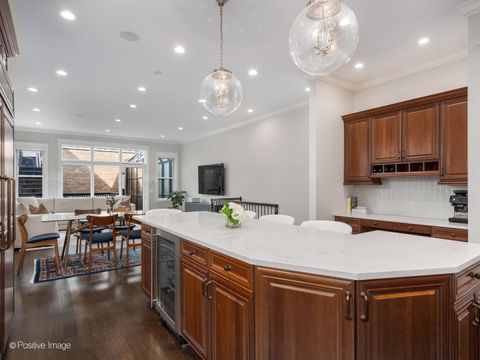 Tiny photo for 1532 W Wolfram Street, Chicago, IL 60657 (MLS # 12531691)