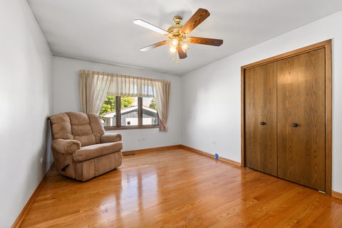 Tiny photo for 10737 Linder Avenue, Oak Lawn, IL 60453 (MLS # 12714209)