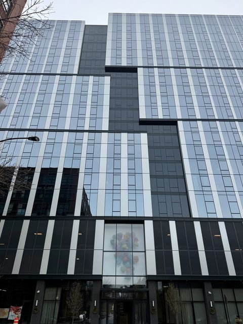 1101 W Van Buren Street 2002 Chicago IL 60607