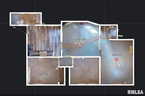 Tiny photo for 313 CASTLETON Avenue, Mt Vernon, IL 62864 (MLS # EB459803)