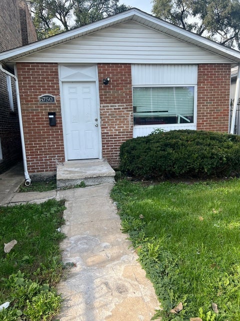Photo of 6750 S Racine Avenue, Chicago, IL 60636 (MLS # 12795661)