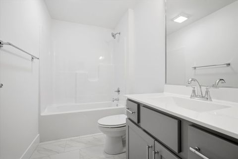 Tiny photo for 807 Verkler Court, Bloomington, IL 61704 (MLS # 12567123)