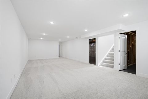 Tiny photo for 807 Verkler Court, Bloomington, IL 61704 (MLS # 12567123)