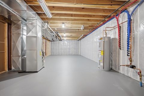 Tiny photo for 807 Verkler Court, Bloomington, IL 61704 (MLS # 12567123)