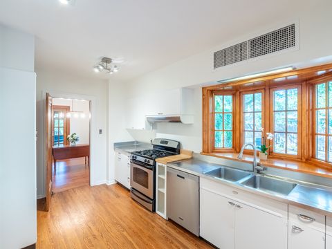 Tiny photo for 123 Ingleside Avenue, Aurora, IL 60506 (MLS # 12470392)